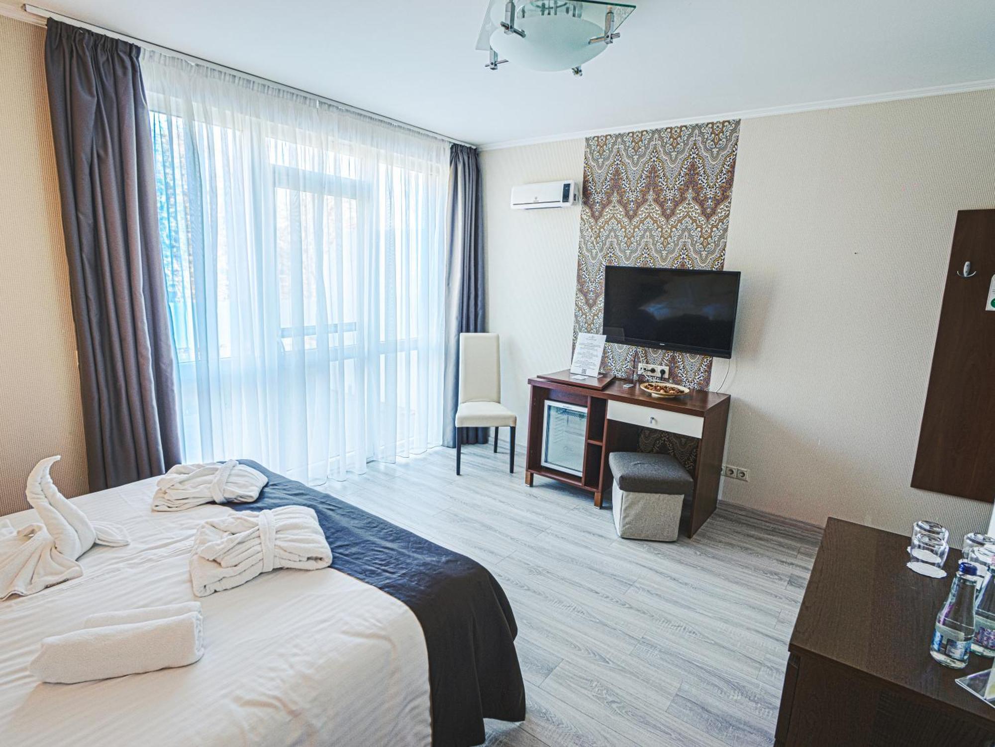 Holiday Beach Budapest Wellness Hotel With Sauna Park Buitenkant foto