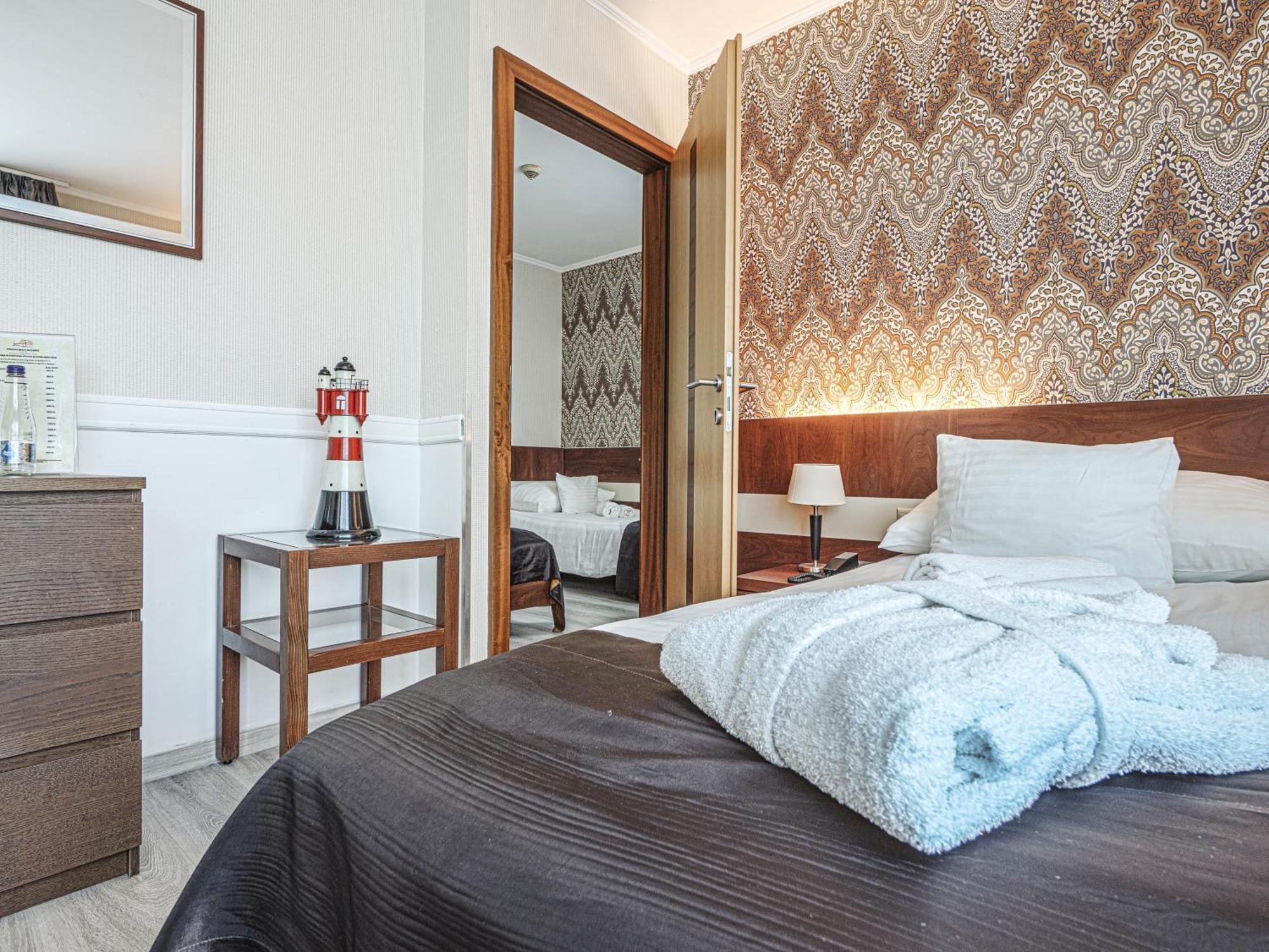 Holiday Beach Budapest Wellness Hotel With Sauna Park Buitenkant foto