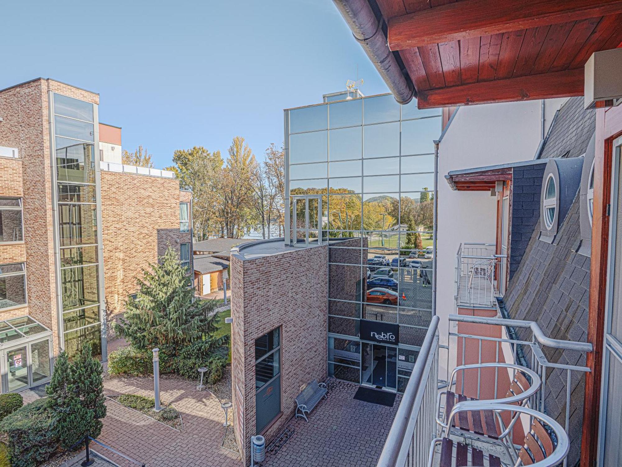 Holiday Beach Budapest Wellness Hotel With Sauna Park Buitenkant foto