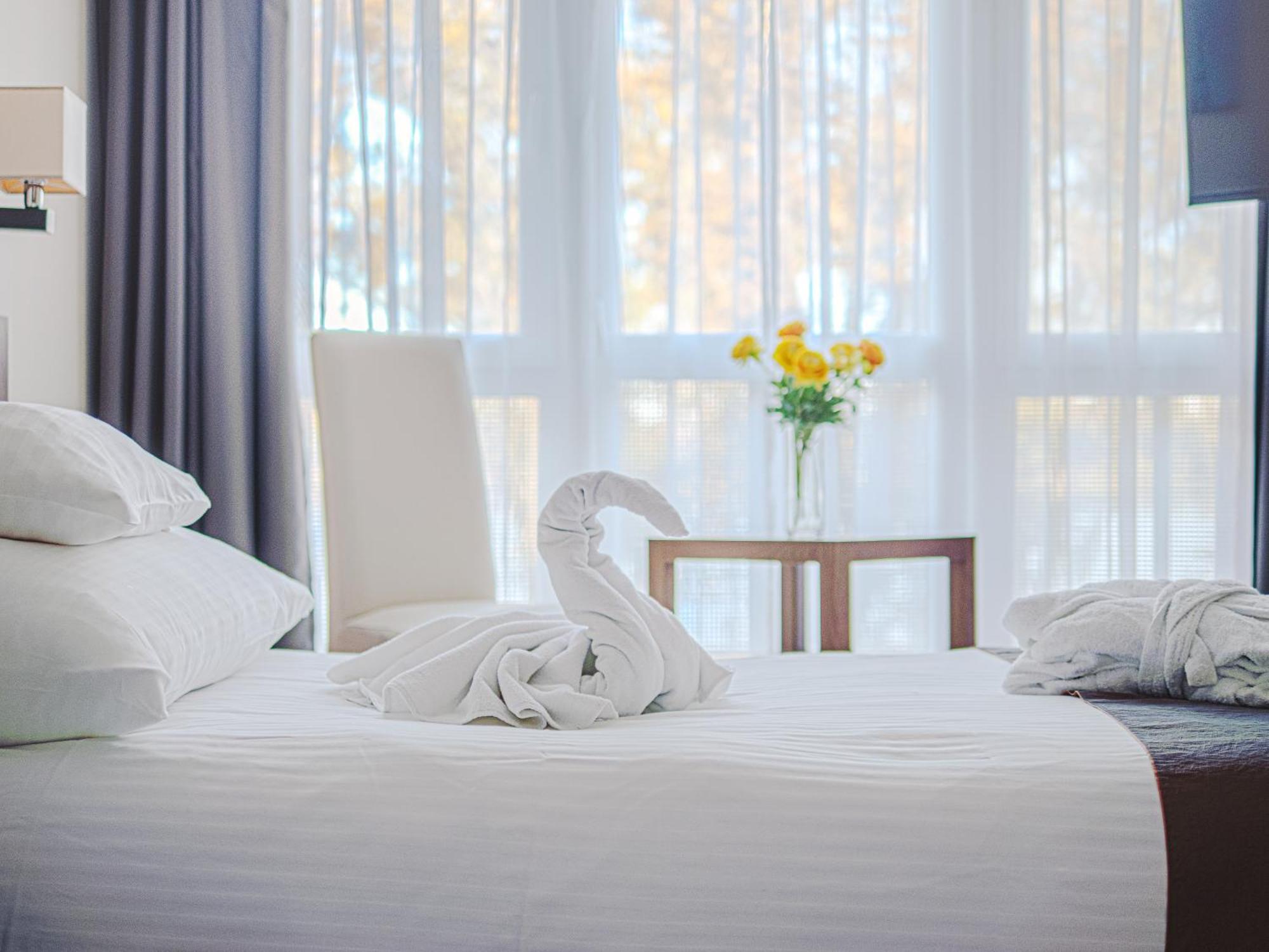 Holiday Beach Budapest Wellness Hotel With Sauna Park Buitenkant foto