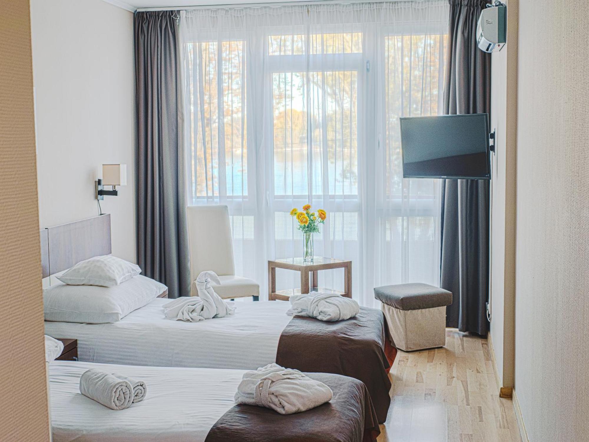 Holiday Beach Budapest Wellness Hotel With Sauna Park Buitenkant foto
